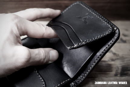 �R�C���P�[�X���̃J�[�h�X�y�[�X