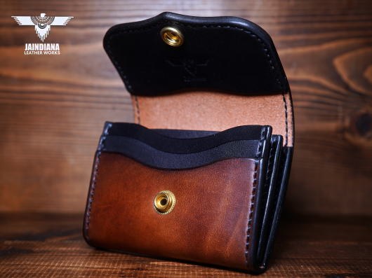 �R�C���P�[�X���̃J�[�h�X�y�[�X