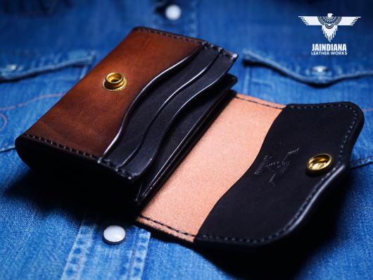 �R�C���P�[�X���̃J�[�h�X�y�[�X