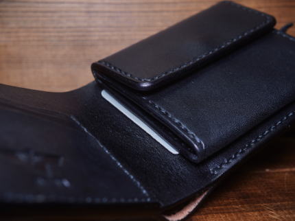 �R�C���P�[�X���̃J�[�h�X�y�[�X