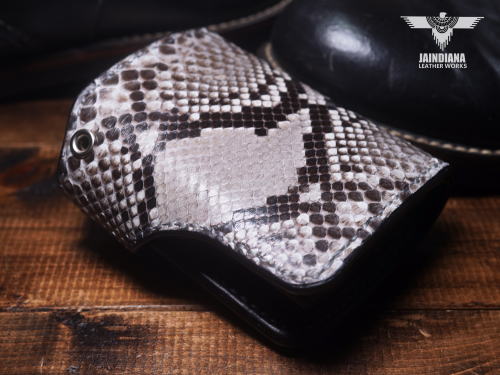 �R�C���P�[�X���̃J�[�h�X�y�[�X