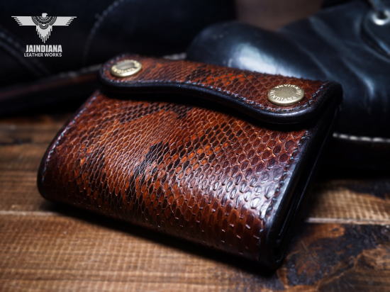 �R�C���P�[�X���̃J�[�h�X�y�[�X